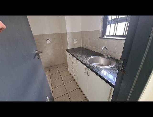 INDUSTRIAL PROPERTY TO RENT IN RANDJESPARK